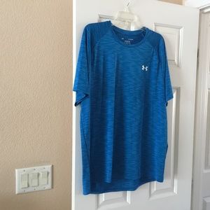 Under Armour mens t-shirt